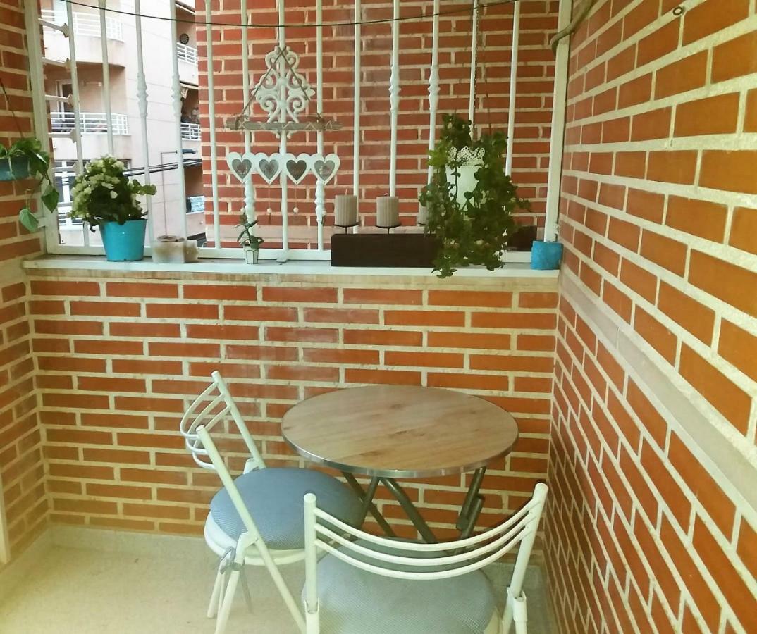 Amazing Sunny Flat With Balcony Pool Two Mins From The Beach Τορεβιέχα Εξωτερικό φωτογραφία