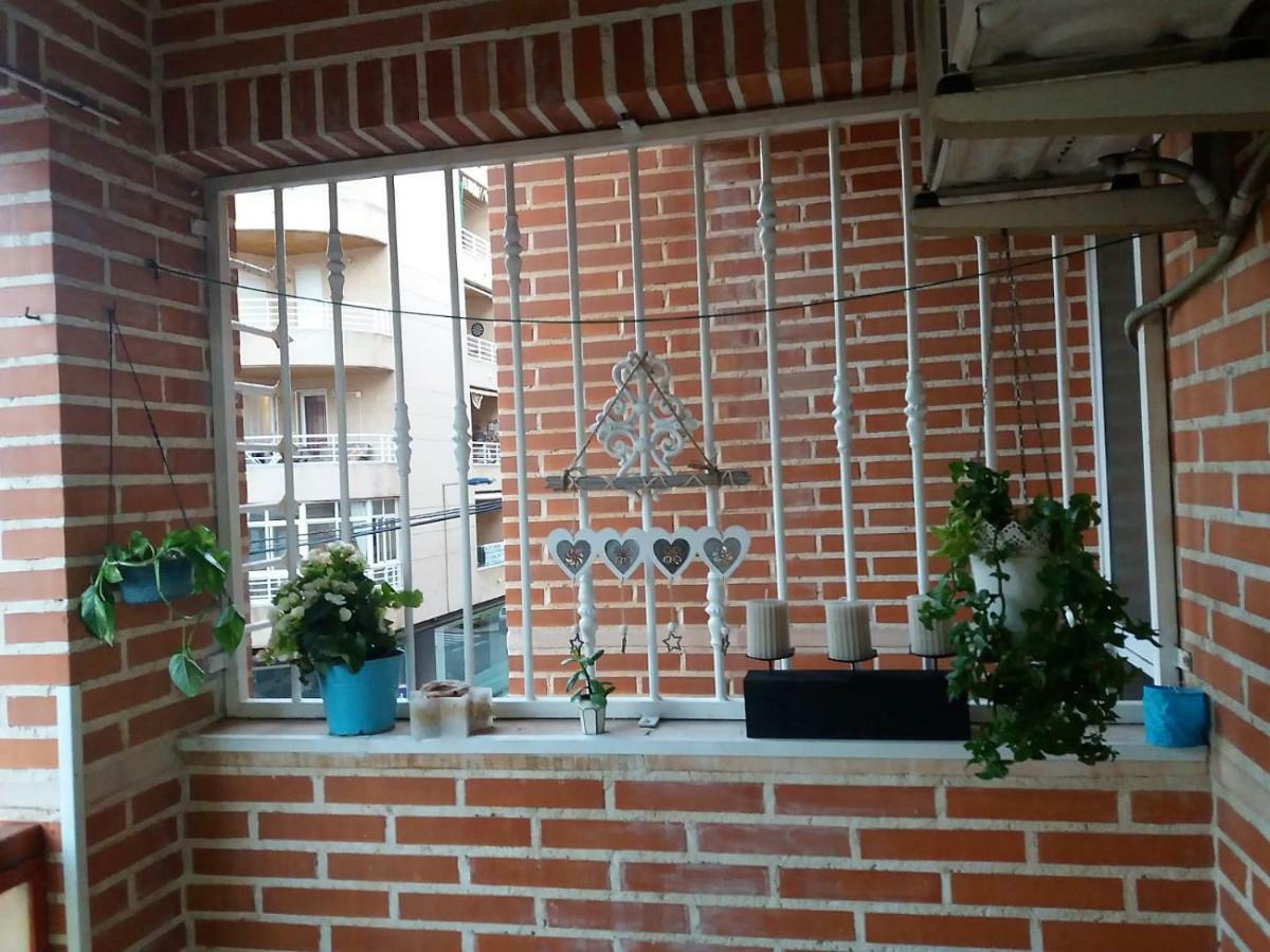 Amazing Sunny Flat With Balcony Pool Two Mins From The Beach Τορεβιέχα Εξωτερικό φωτογραφία