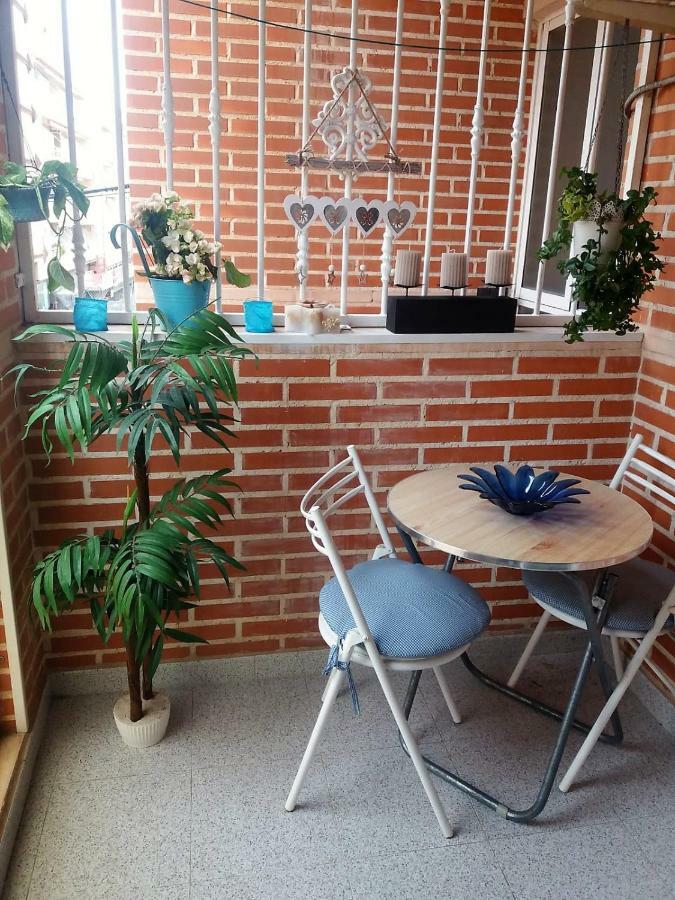 Amazing Sunny Flat With Balcony Pool Two Mins From The Beach Τορεβιέχα Εξωτερικό φωτογραφία