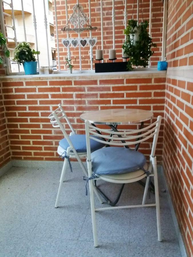 Amazing Sunny Flat With Balcony Pool Two Mins From The Beach Τορεβιέχα Εξωτερικό φωτογραφία