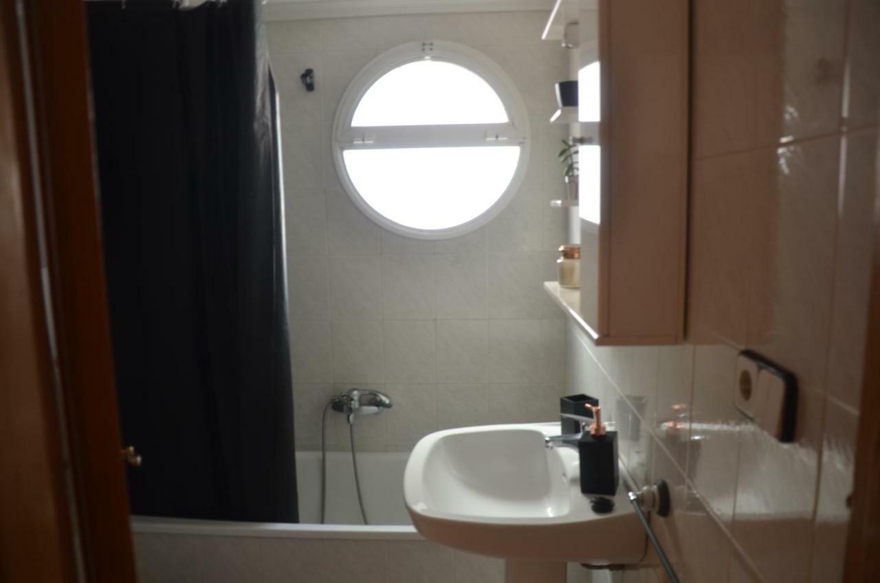 Amazing Sunny Flat With Balcony Pool Two Mins From The Beach Τορεβιέχα Εξωτερικό φωτογραφία